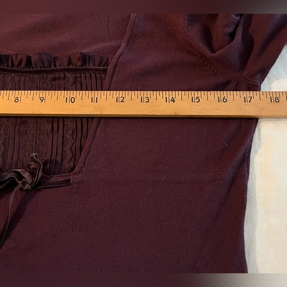 Ann Taylor LOFT Plum Color Pullover V-Neck Sweater w/Lace Camisole; Size S - Picture 7 of 8